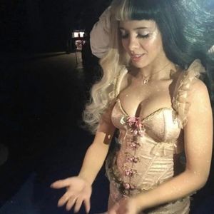 Meet your Posher, Alexis